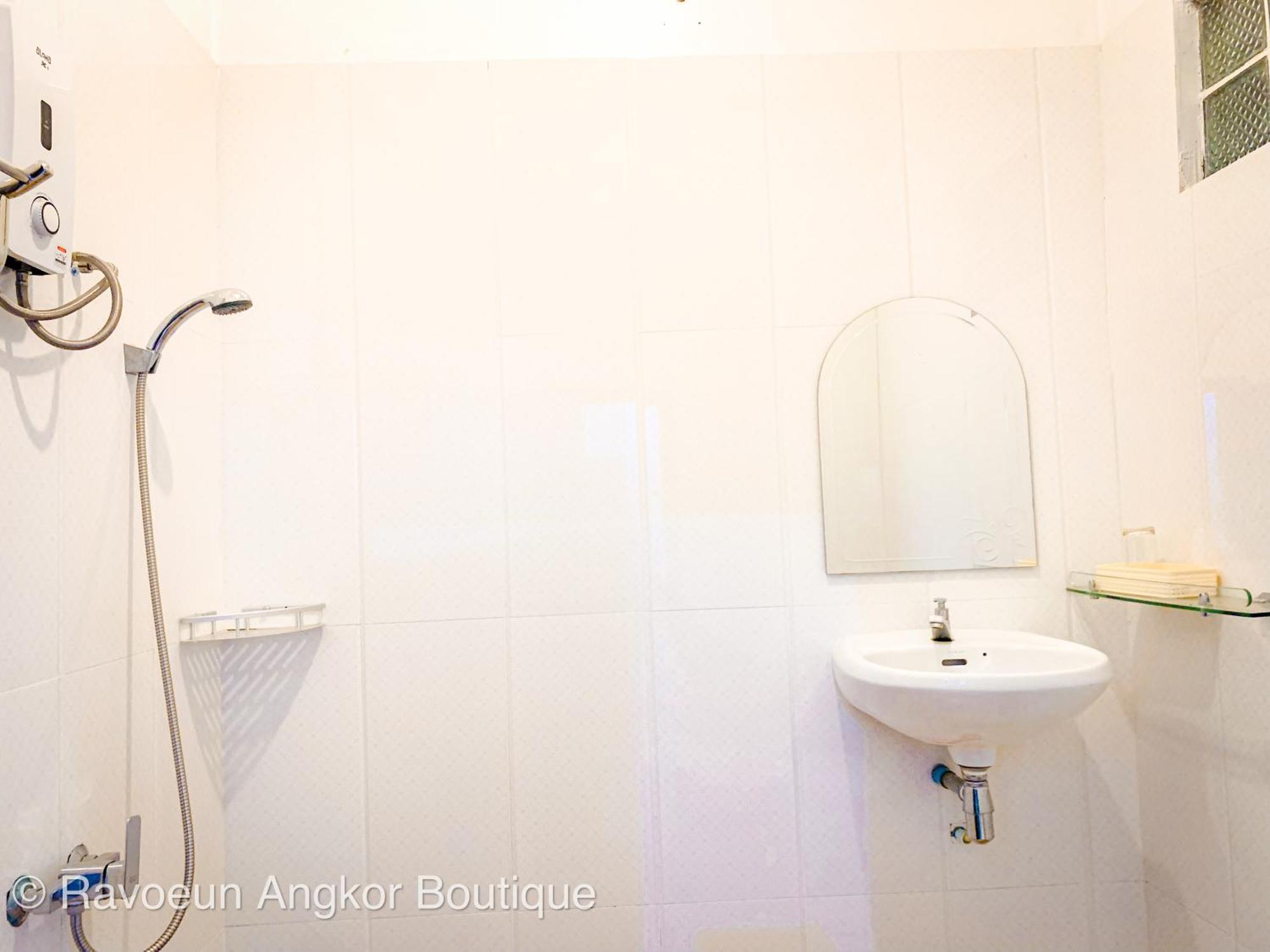 Ravoeun Angkor Boutique Hotel Siem Reap Exterior photo